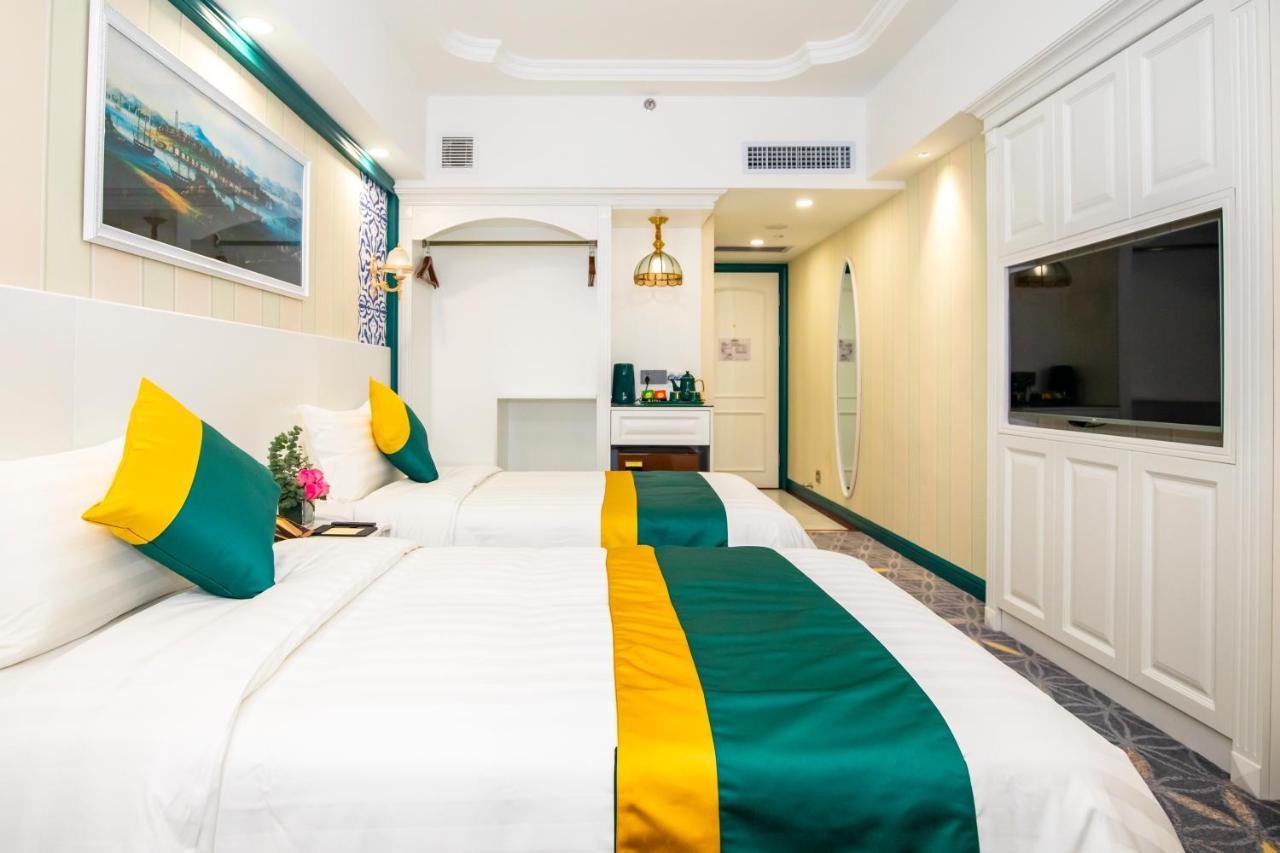 Fu Hua Hotel 3*