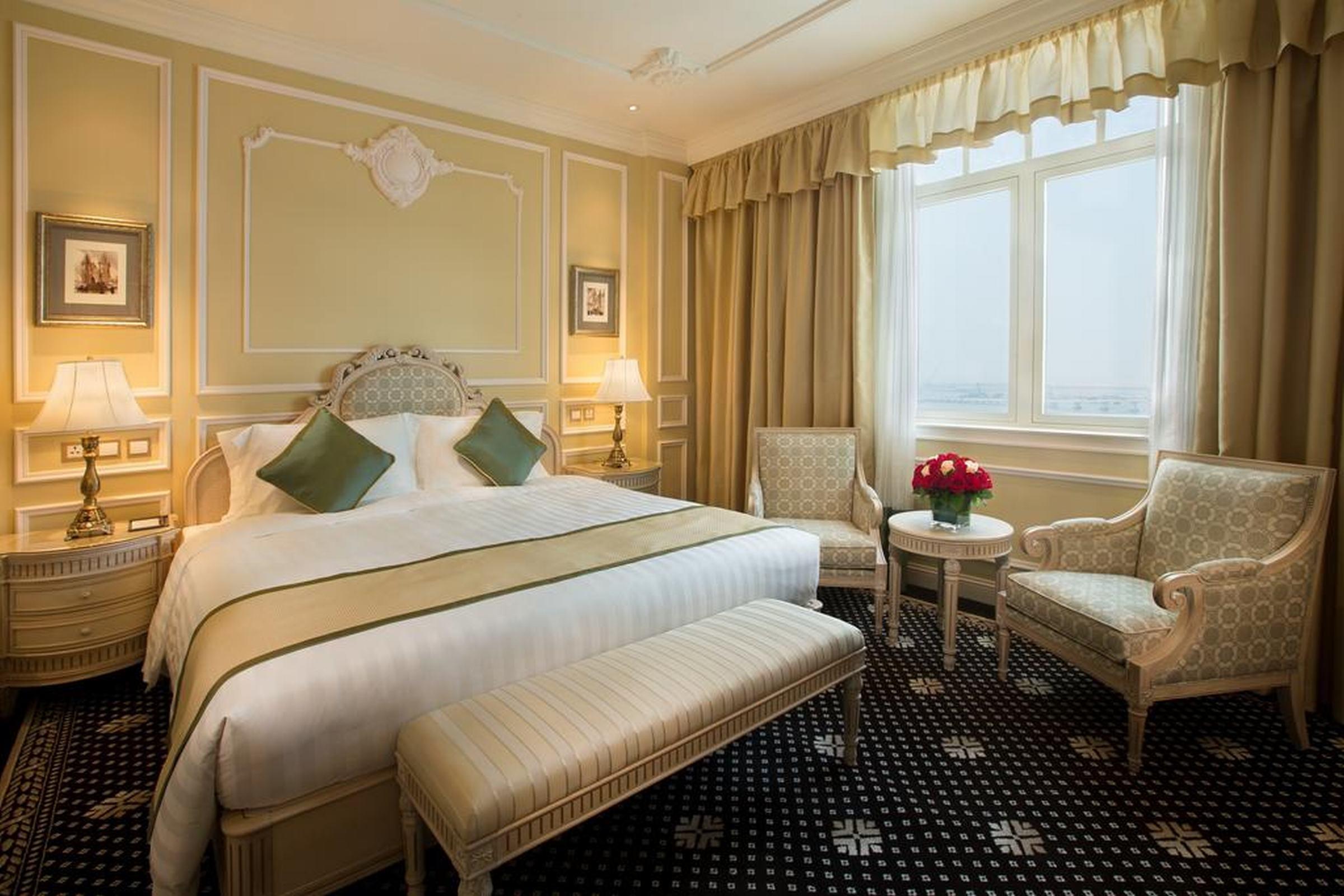 Hotel Harbourview
