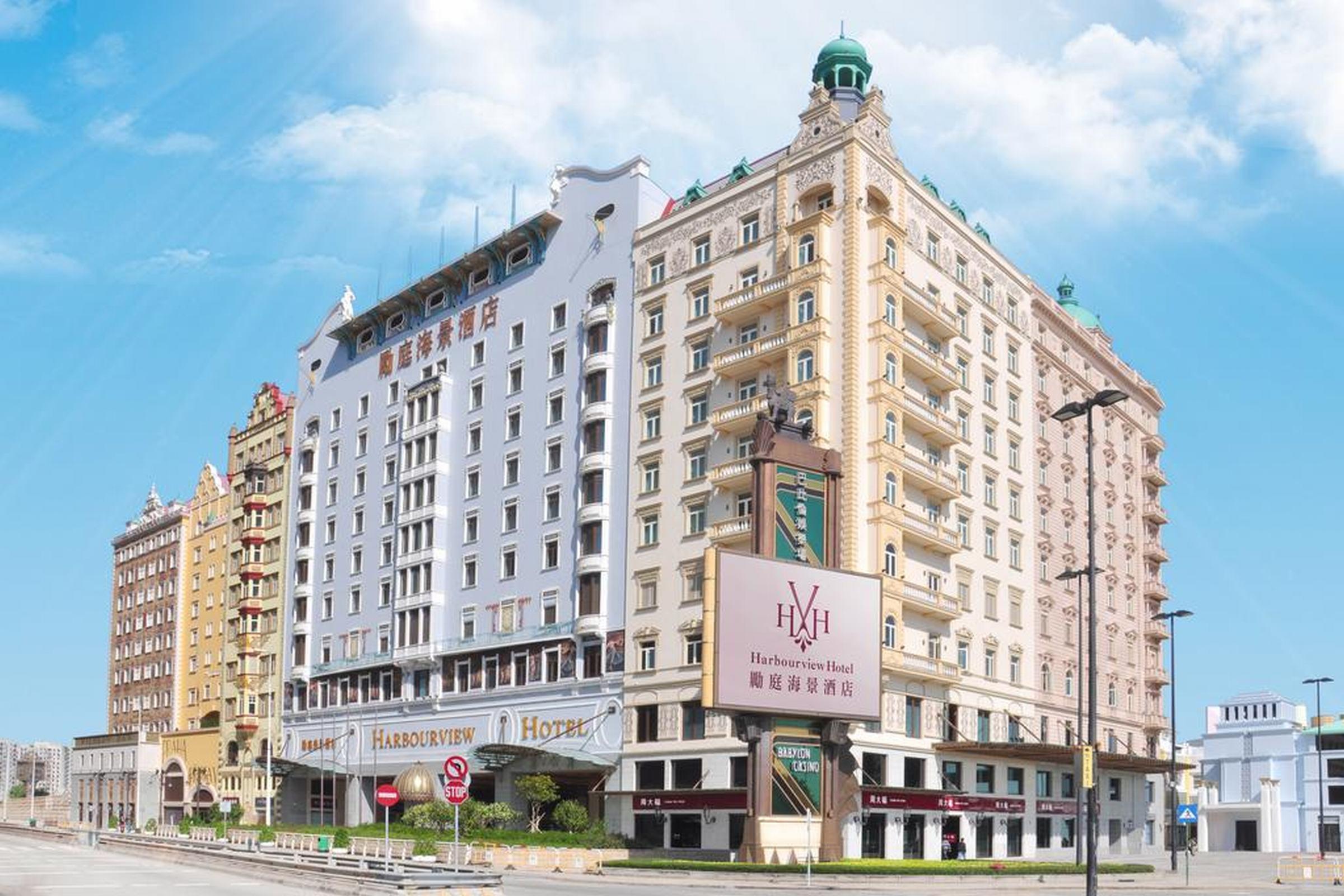 Hotel Harbourview