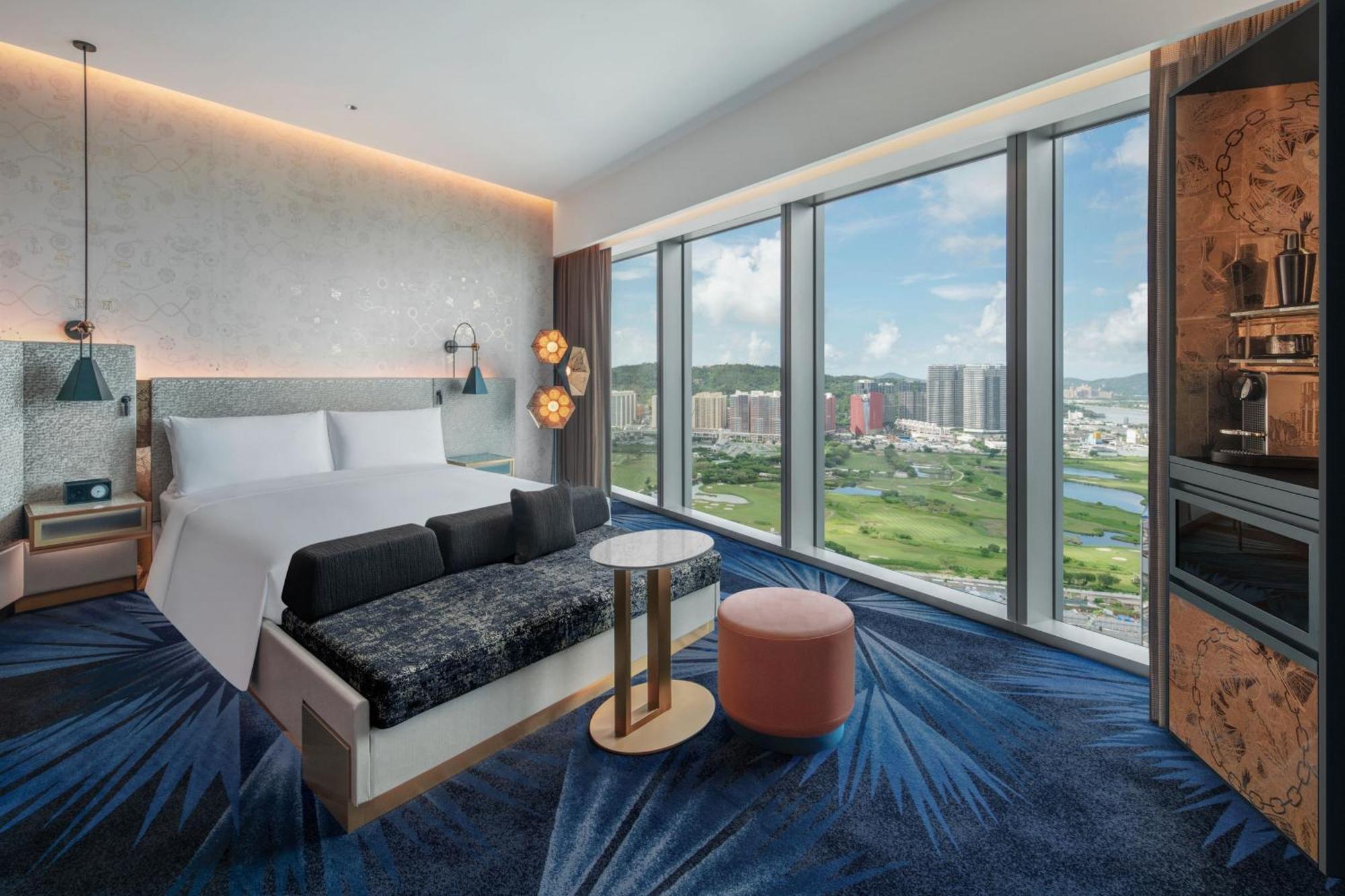 Khách sạn W - 5*