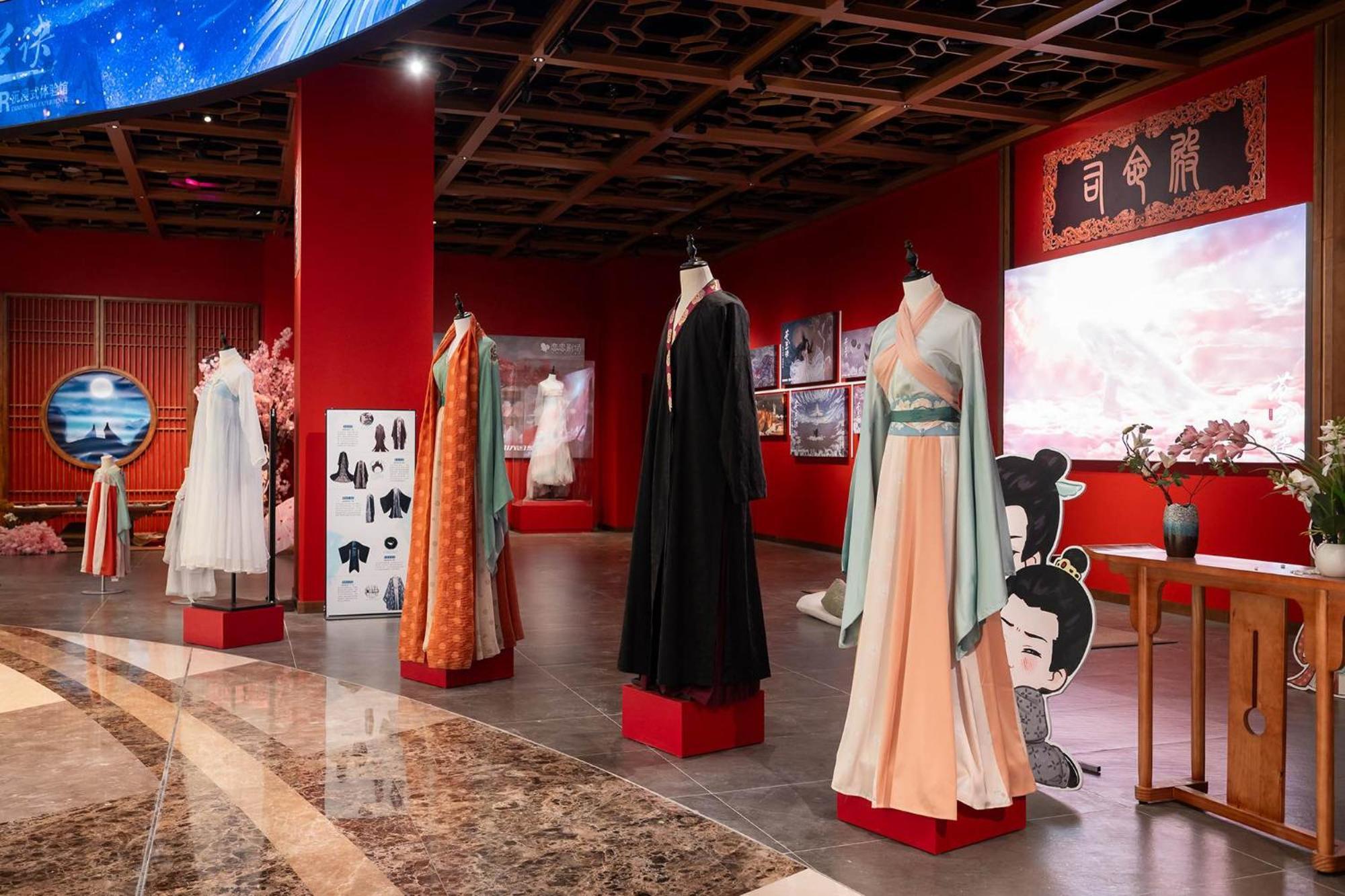 Broadway Khách sạn