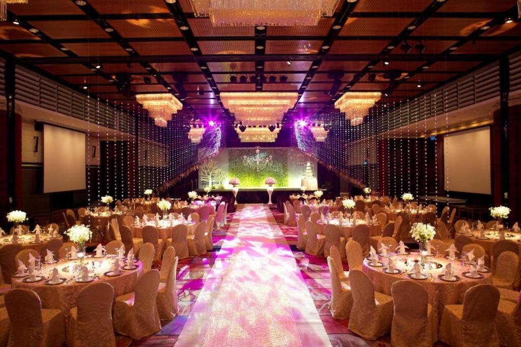 Starworld Hotel 5*