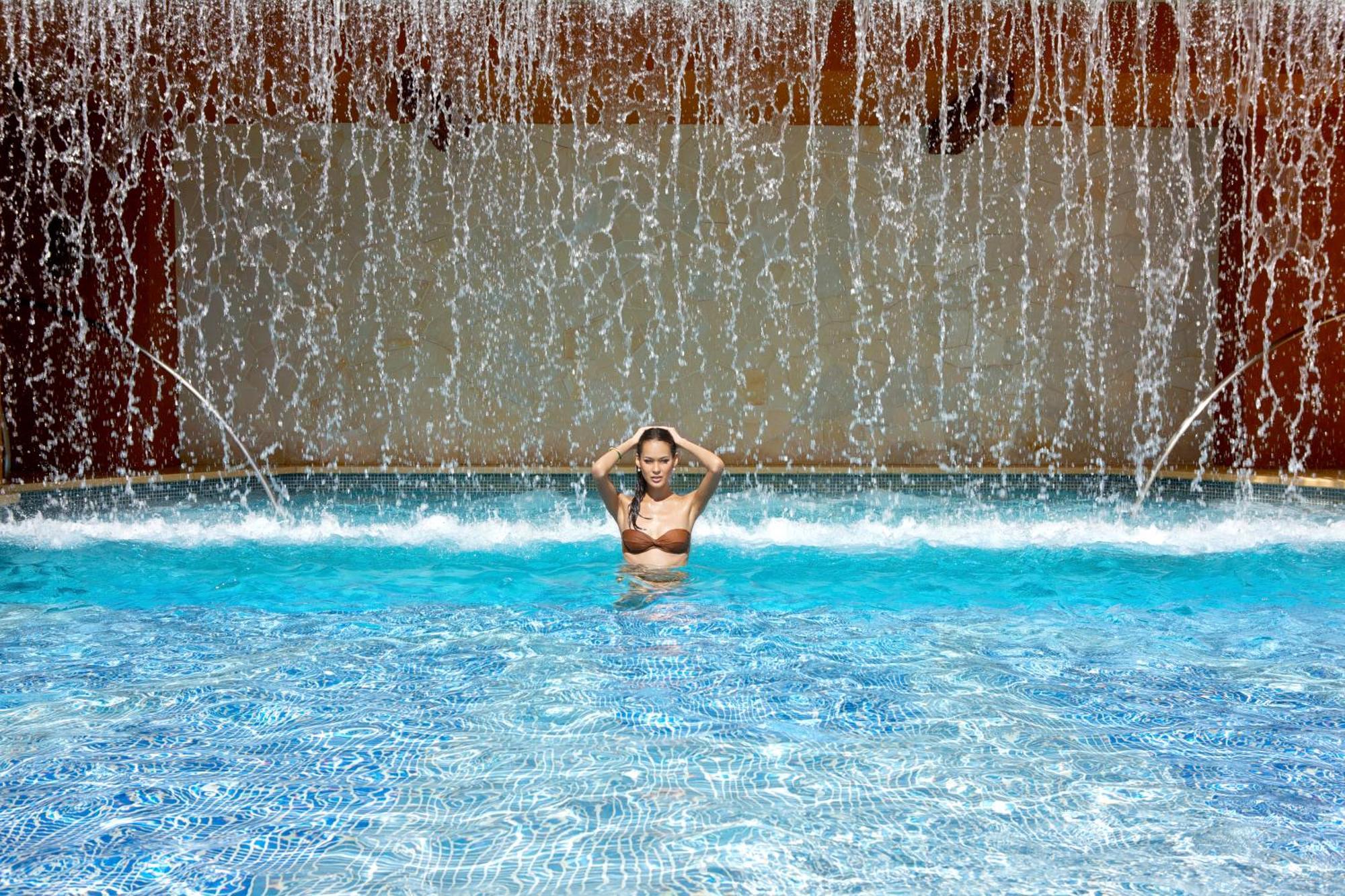 Conrad Hotel 5*