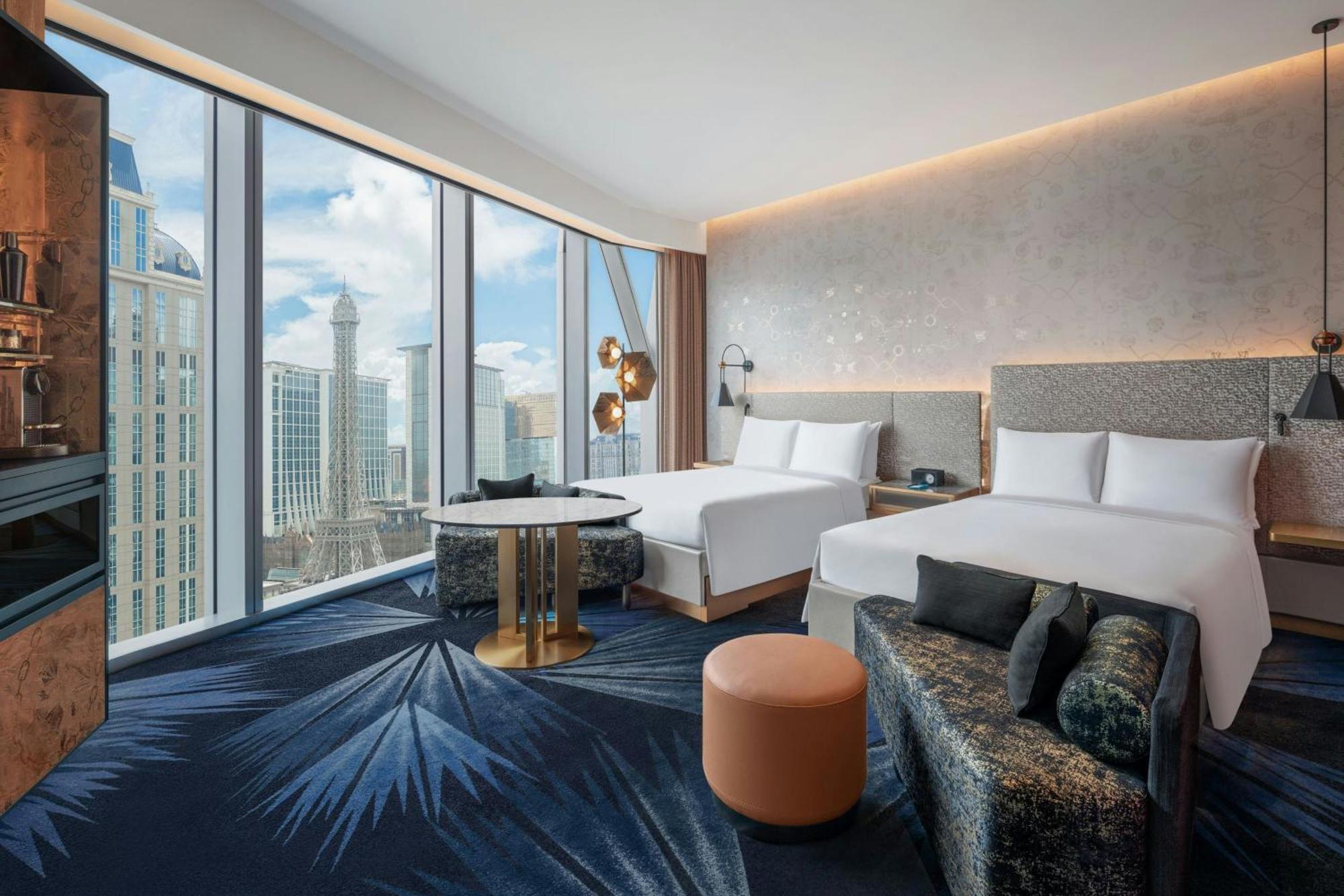 W - 5* Macau