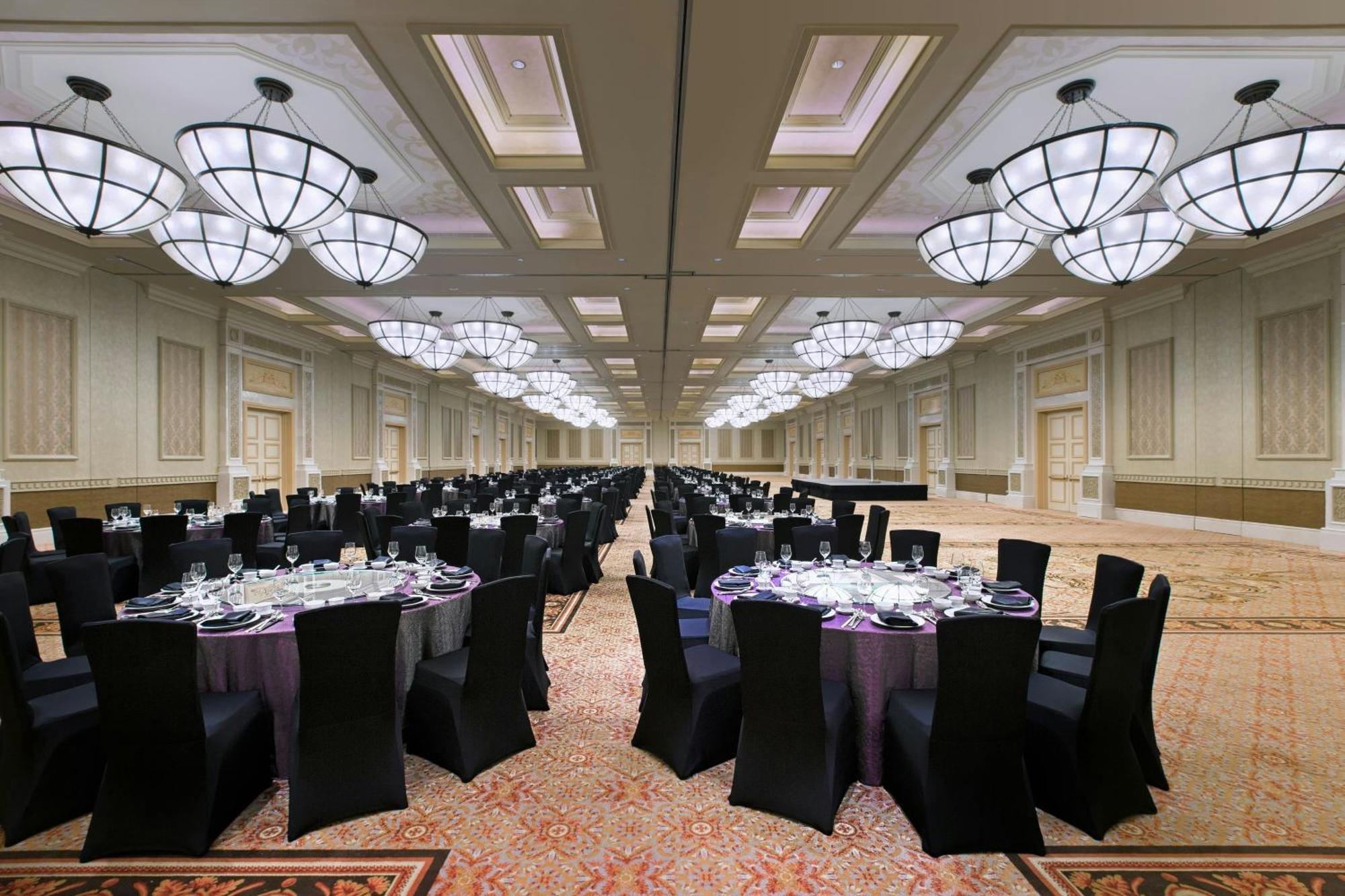 Londoner Grand, A Luxury Collection Hotel, Hotel 5*