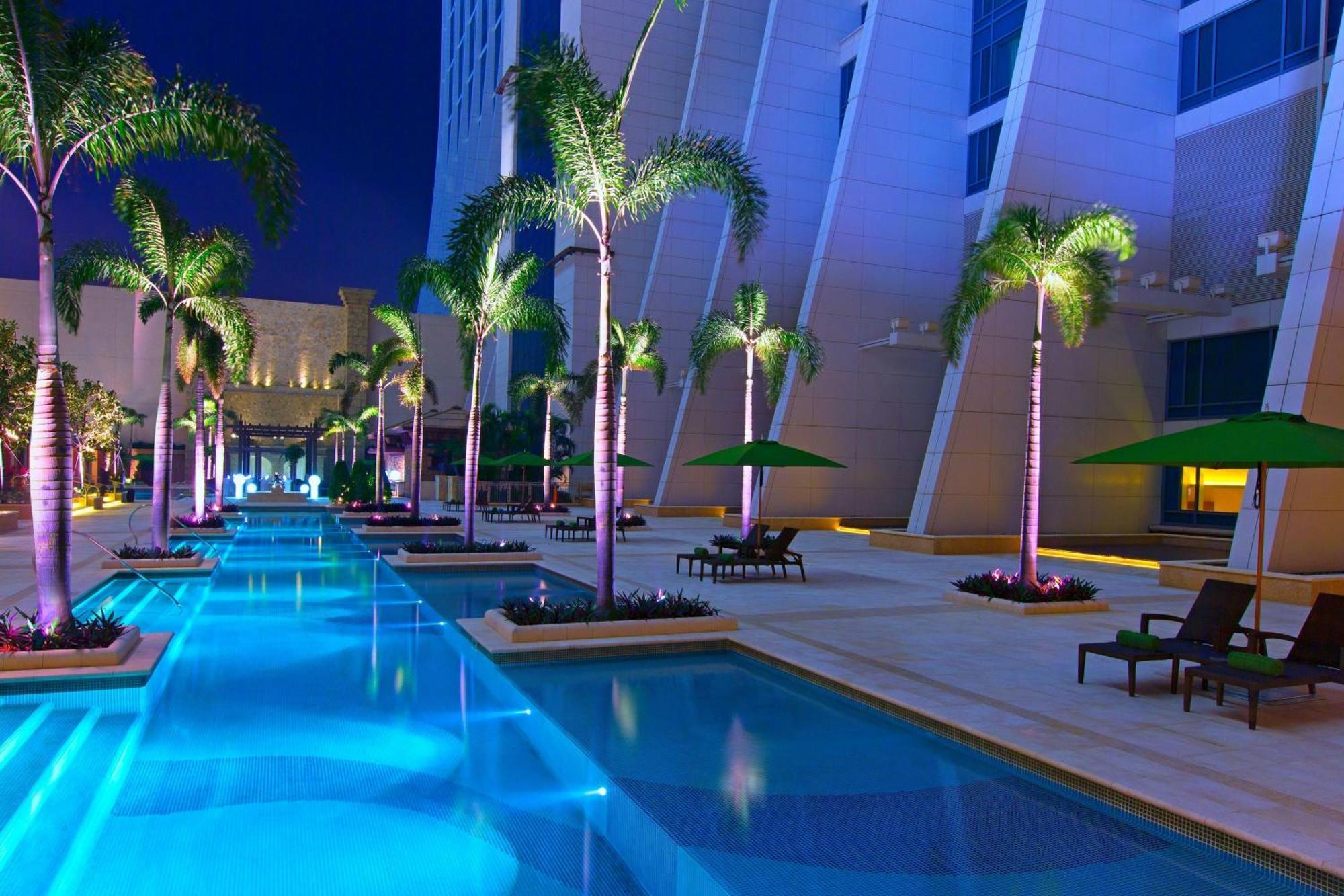 Londoner Grand, A Luxury Collection Hotel, Hotel