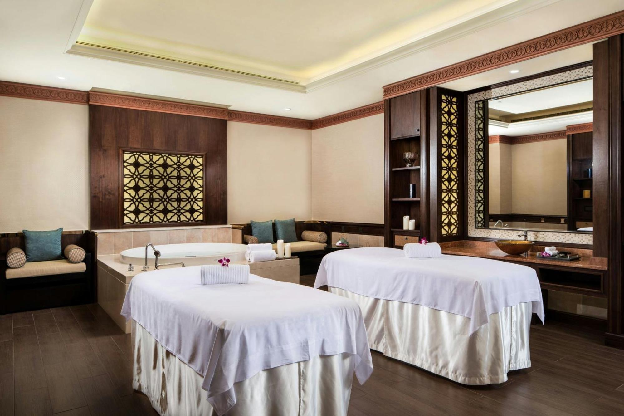 Londoner Grand, A Luxury Collection Hotel, Hotel