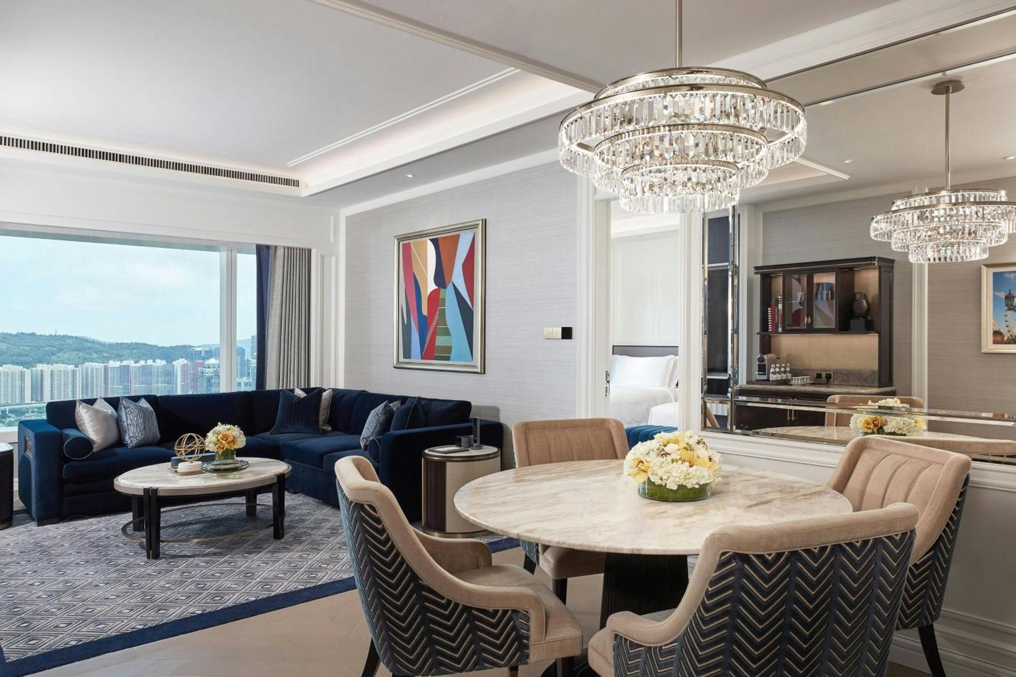 Londoner Grand, A Luxury Collection Hotel, 5*