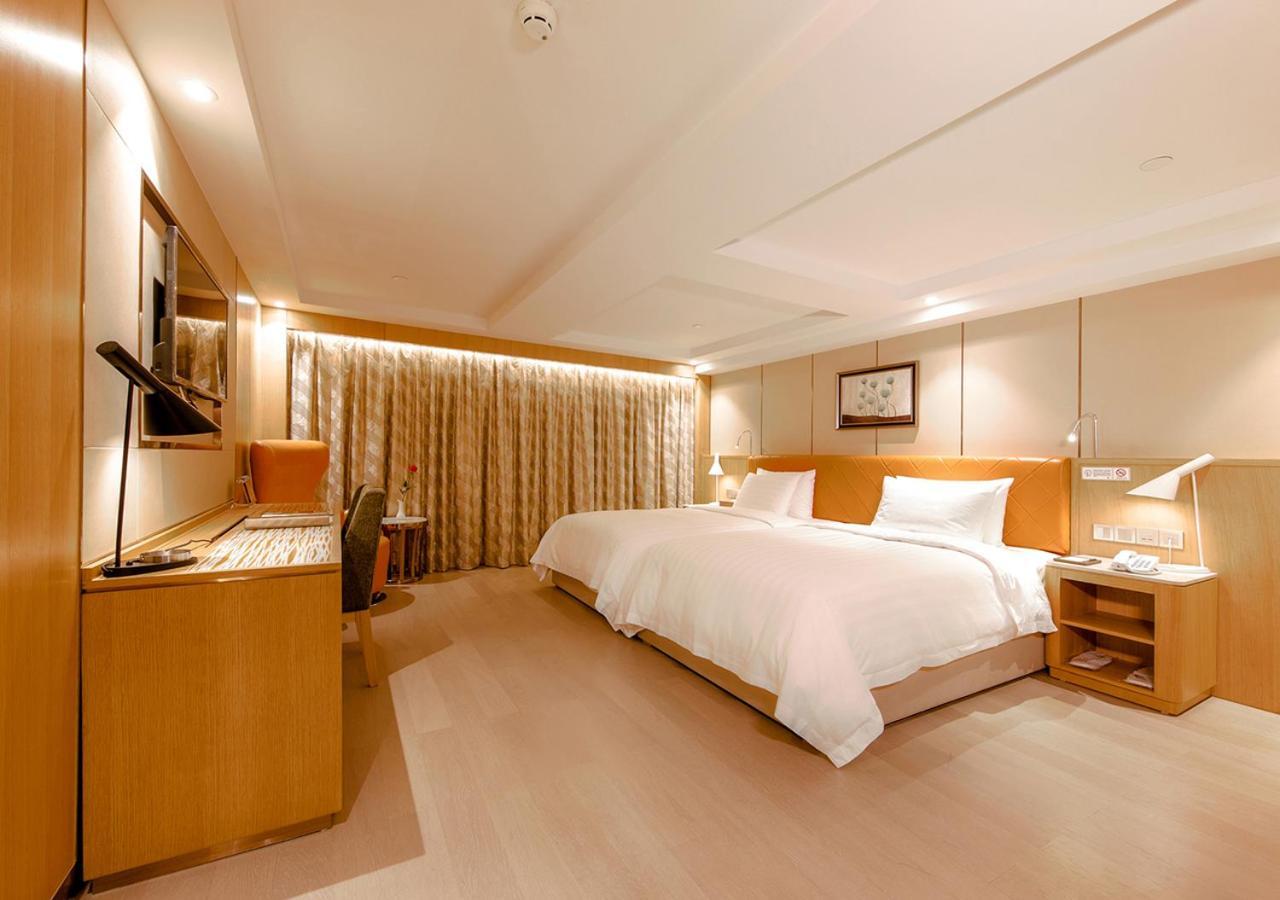 Royal Dragon Hotel