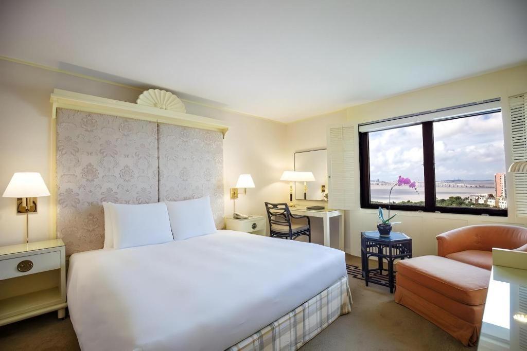Regency Art Hotel