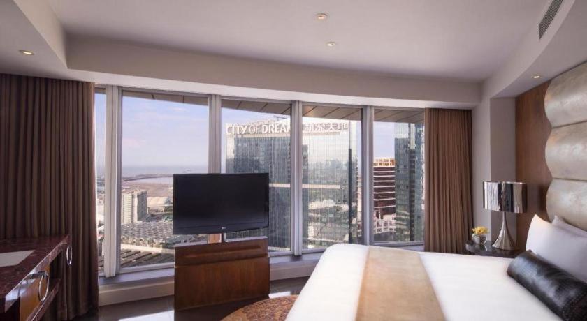 Hotel Of Dreams - The Countdown 4*