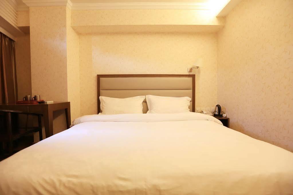 Towns Well Inn 2*