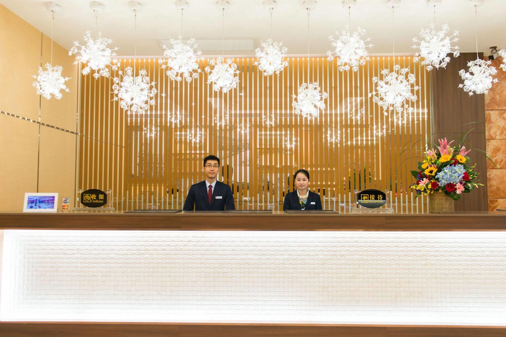 Fu Hua 3* Macau