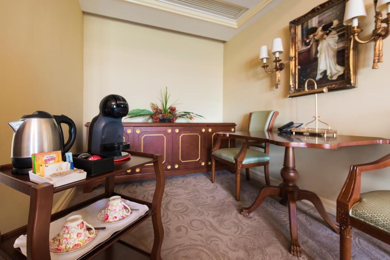 Hotel Rocks 4*
