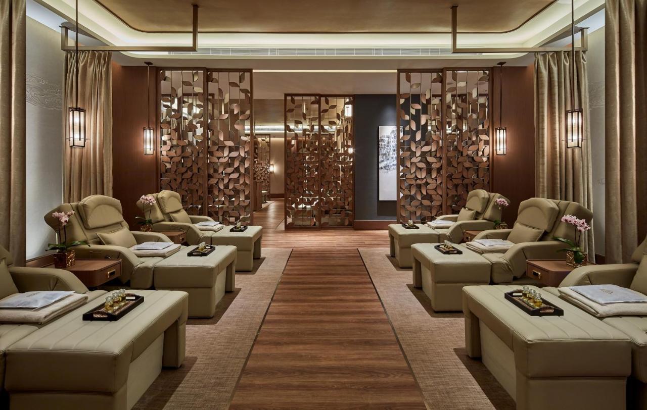 Galaxy Hotel 5*