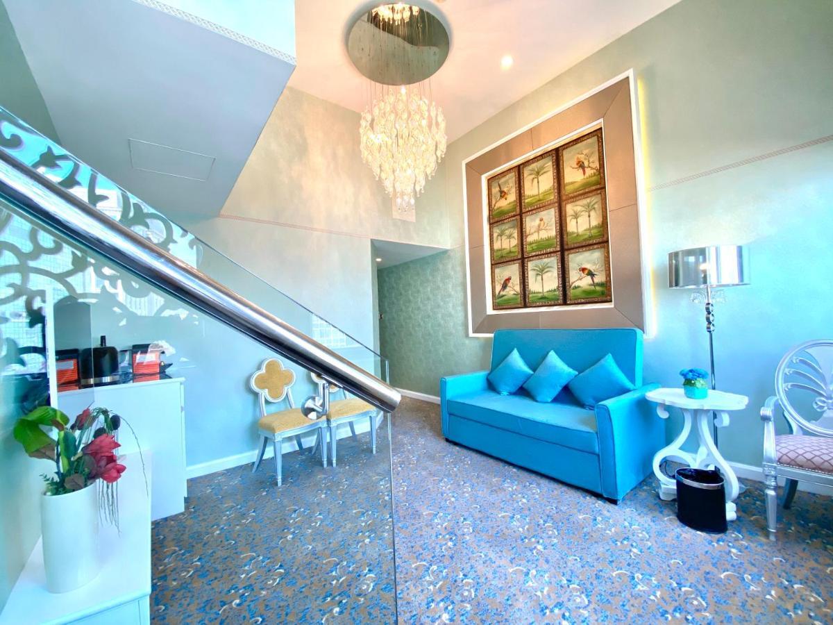 Metropole 3*