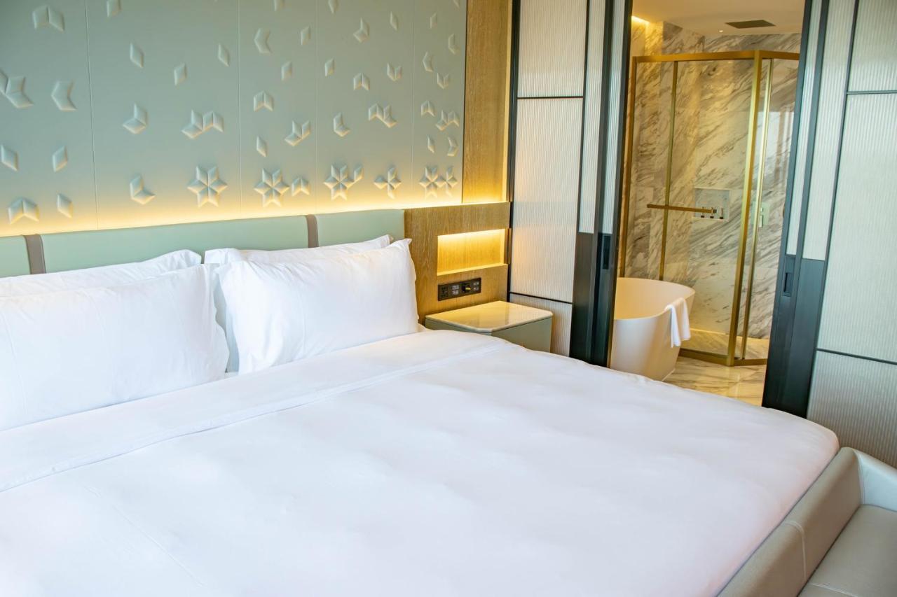 Yoho Treasure Island 5* Macau