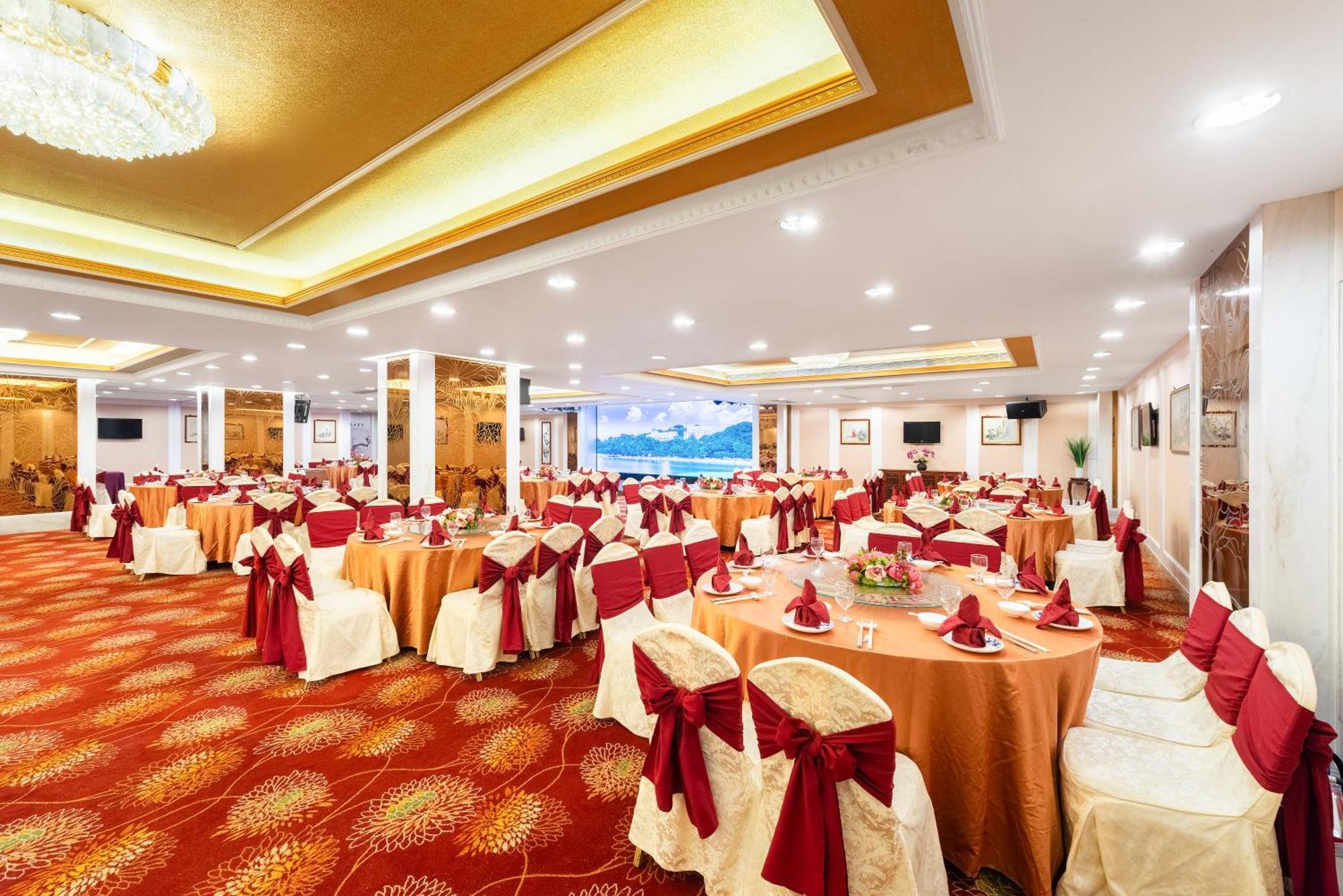 Riviera Hotel Macau