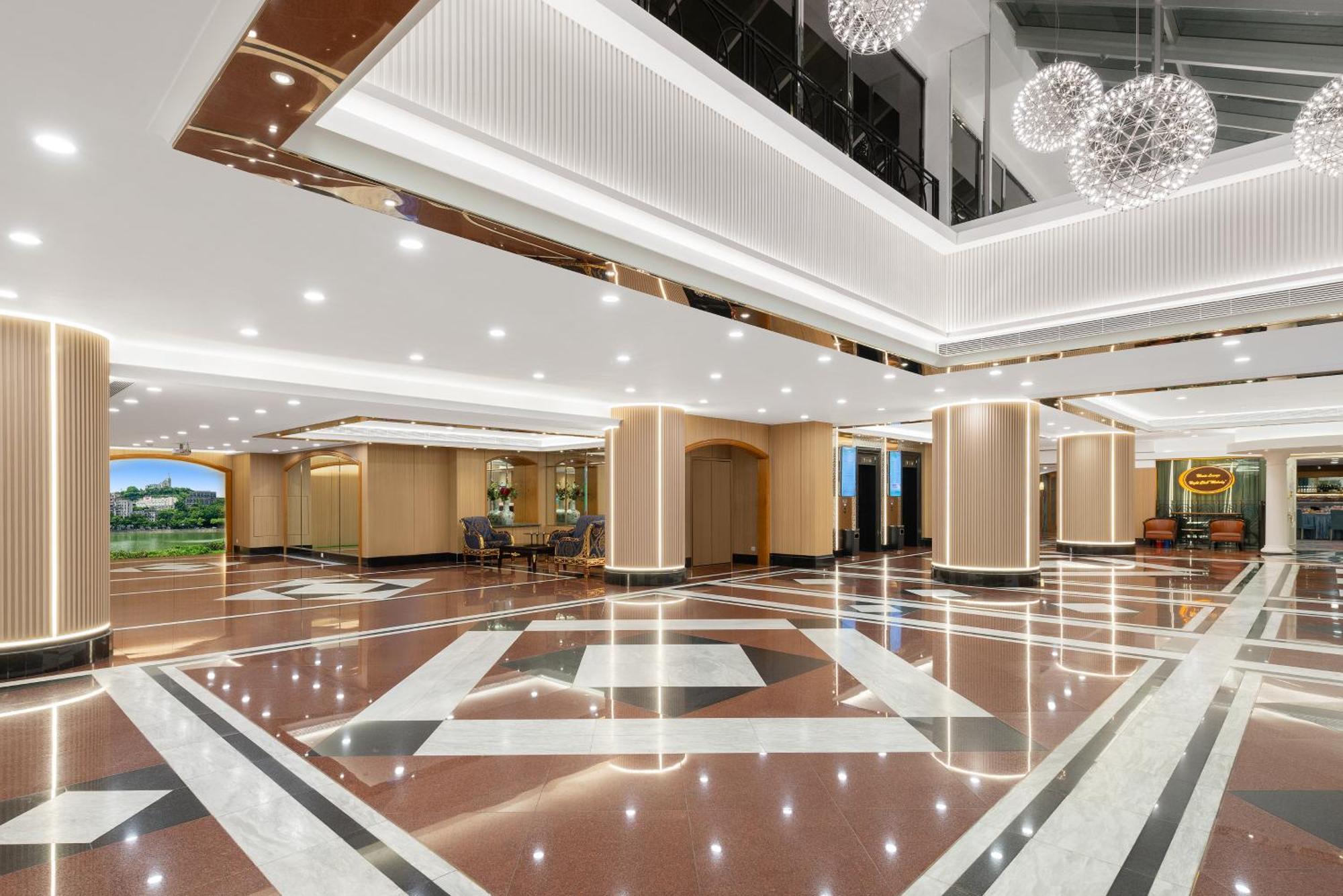 Hotel Riviera