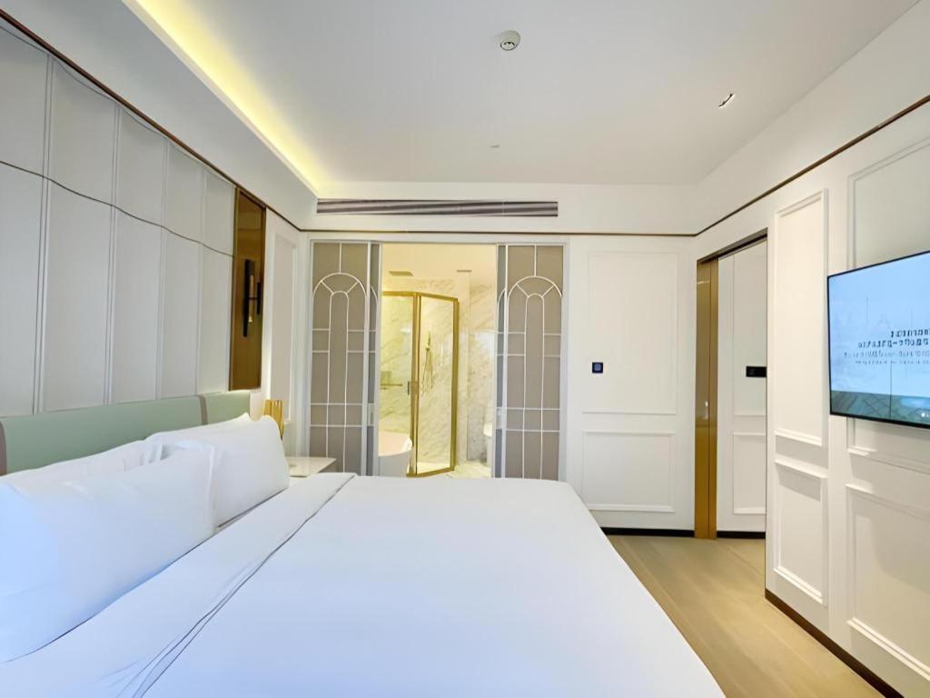Hotel Yoho World