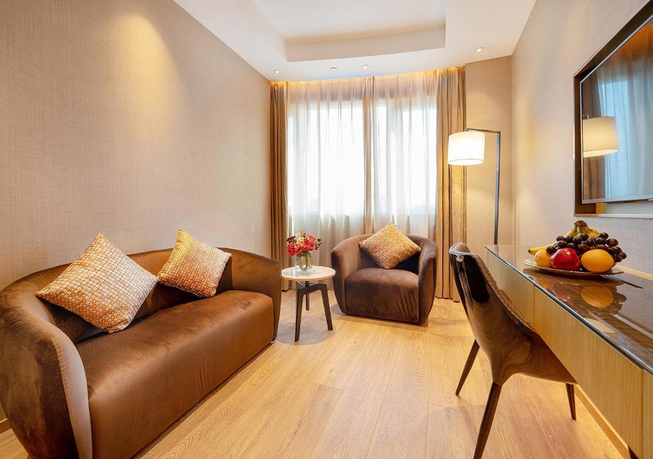 Hotel Grand Dragon 4*