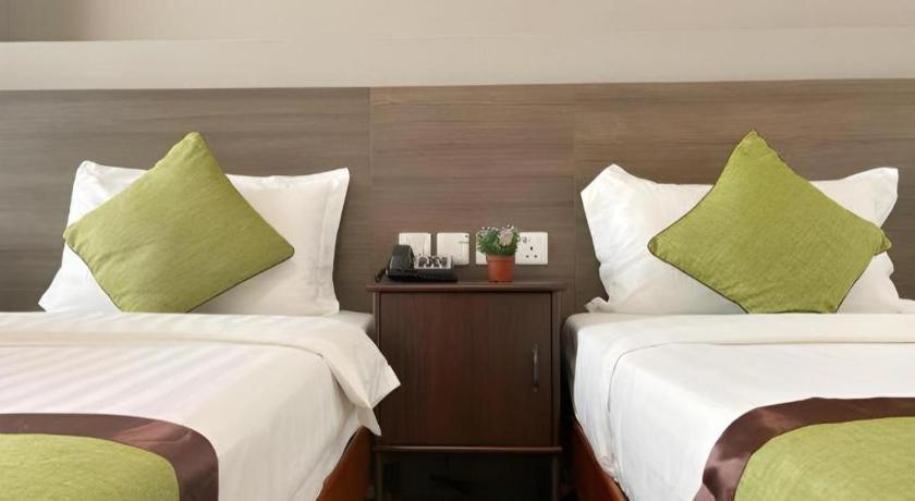 Hotel Grand Harbour 3*