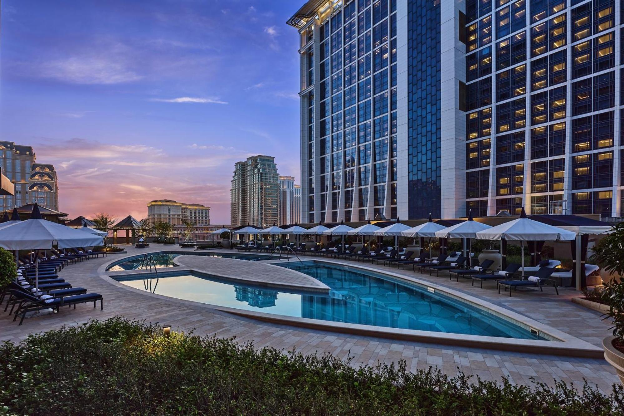 Londoner Grand, A Luxury Collection Hotel, Hotel
