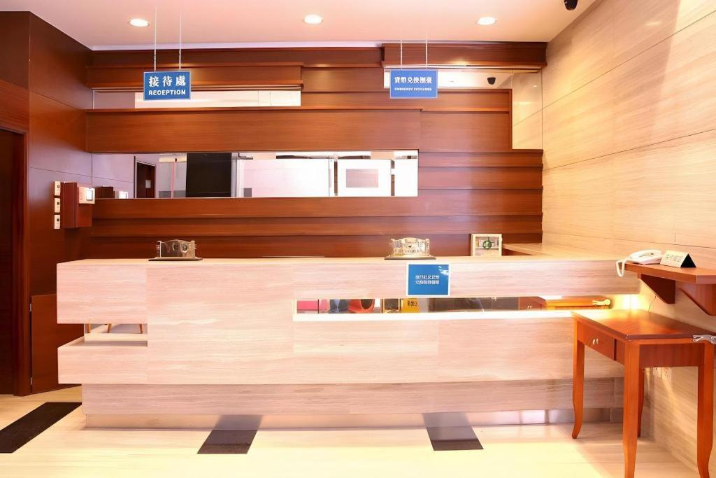 Hotel Grand Harbour