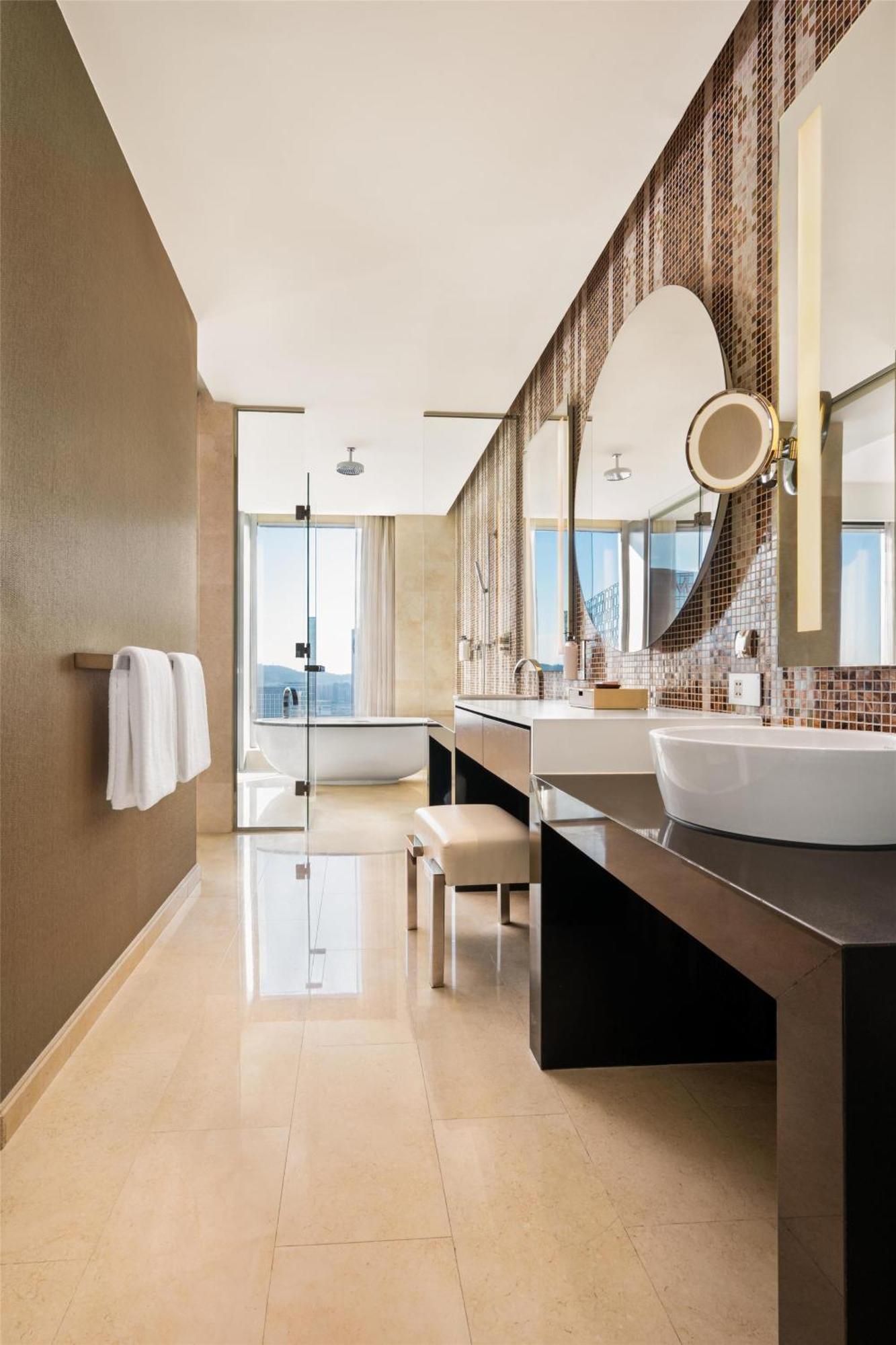 Grand Hyatt 5*
