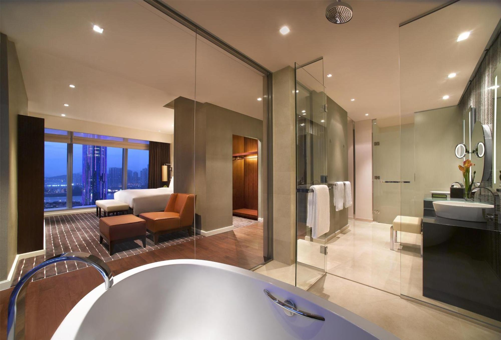 Grand Hyatt 5*