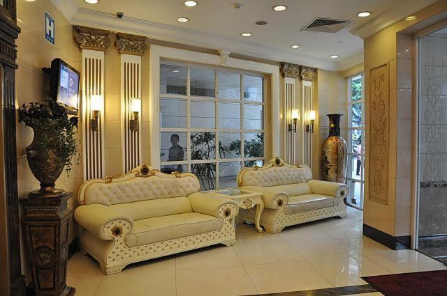 The Victoria 3* Macau
