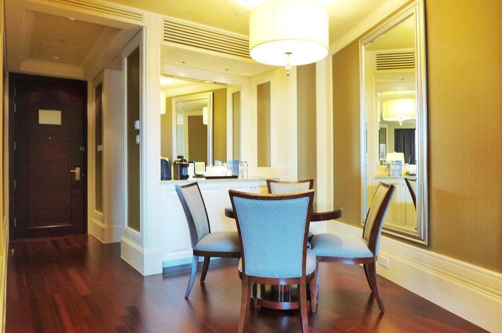 Four Seasons 5*