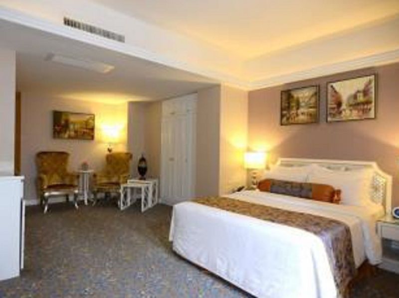 Hotel Metropole