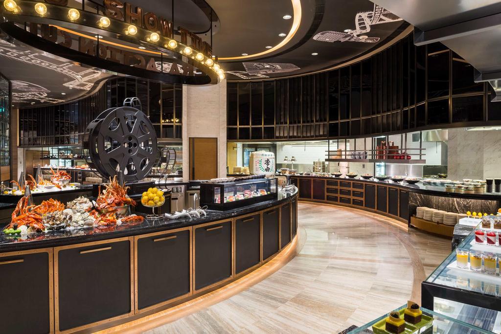 Hotel Studio City Hotel 5*