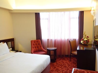 Hotel Grand Dragon 4*