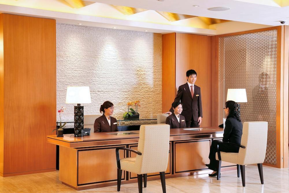 Galaxy 5* Macau