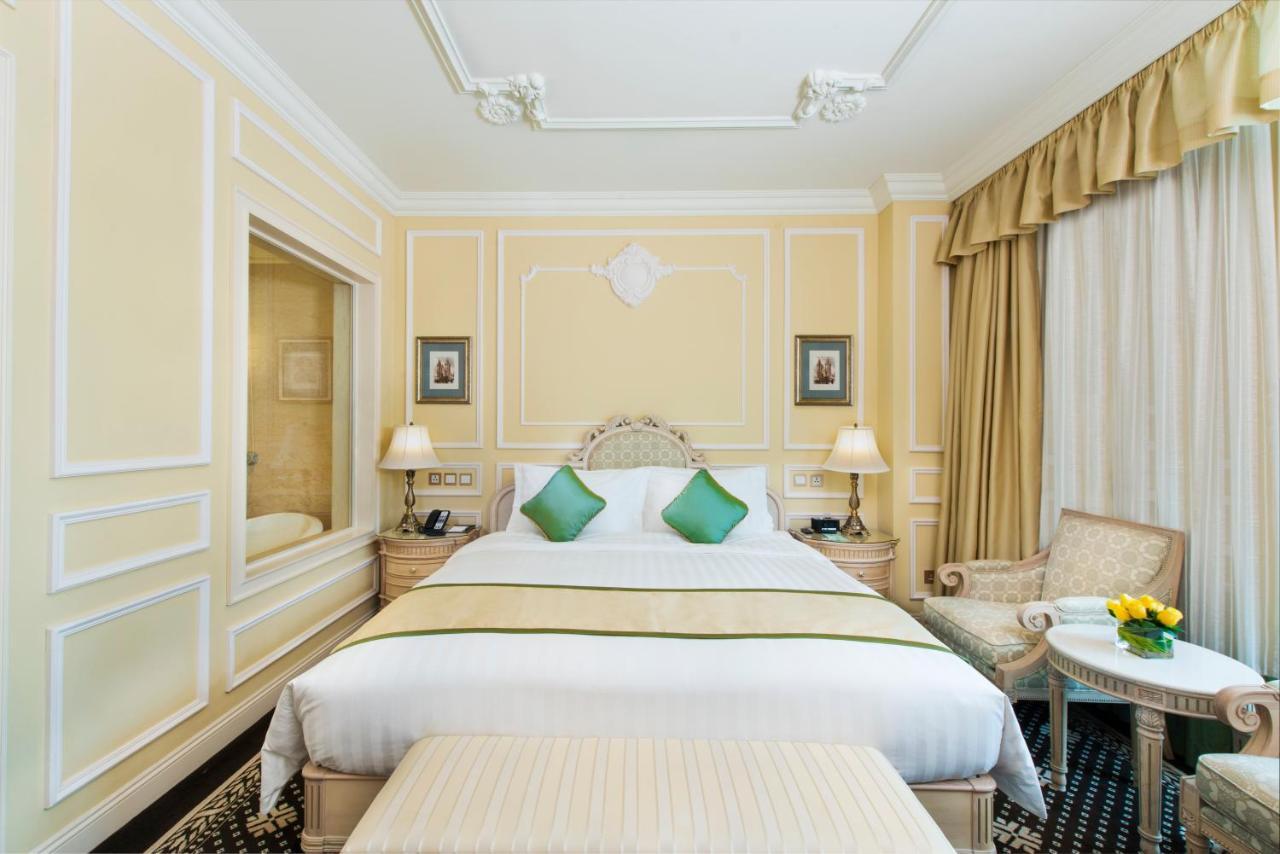 Hotel Harbourview