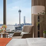 Mandarin Oriental, Macau