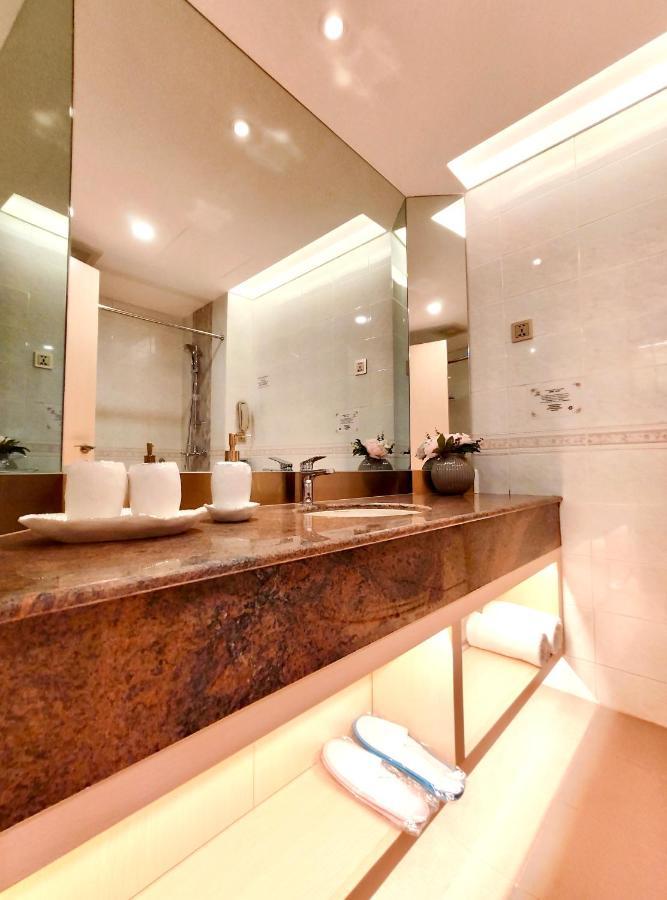 Riviera 4* Macau