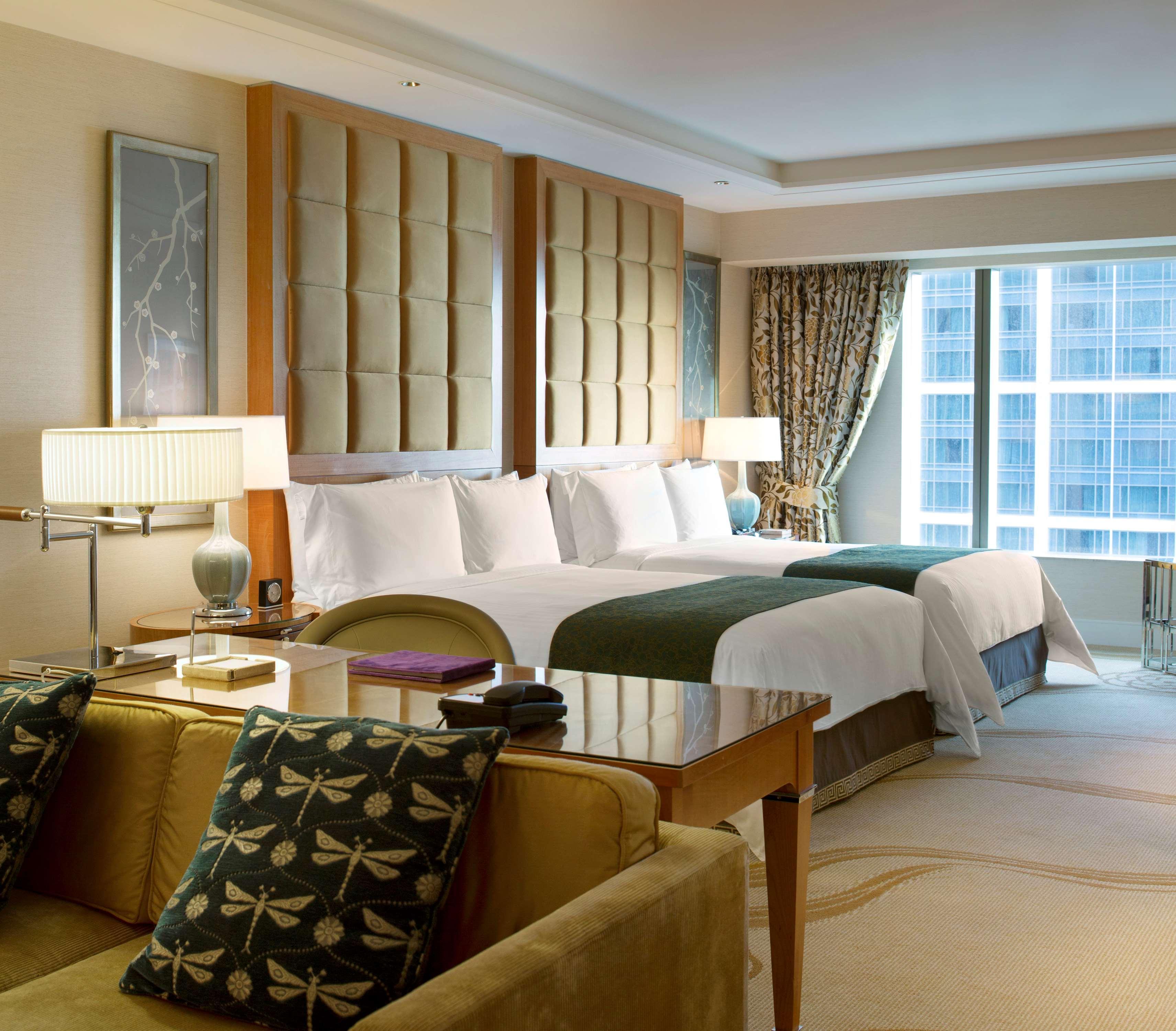 Conrad Hotel 5*