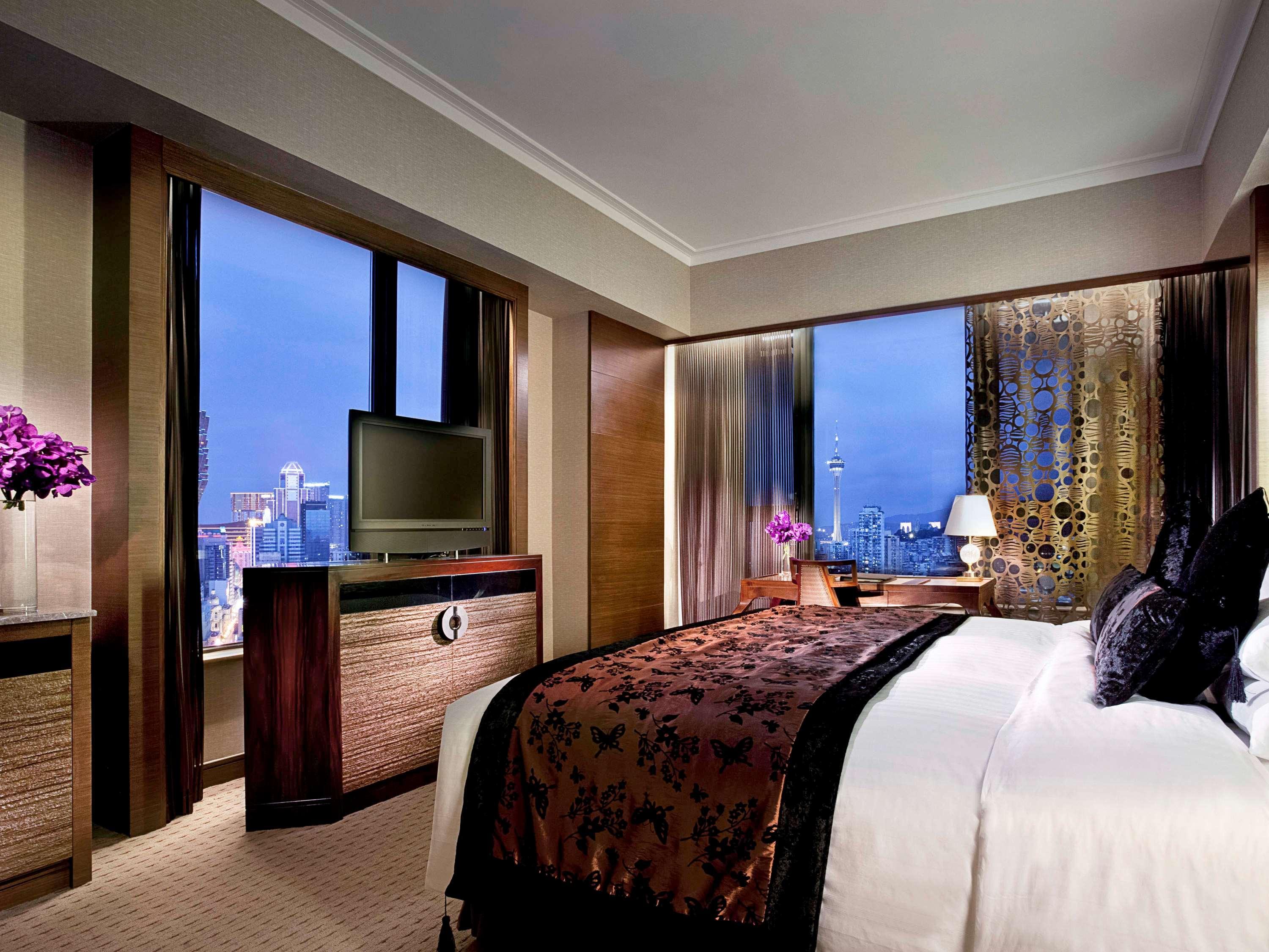 Sofitel At Ponte 16 5*