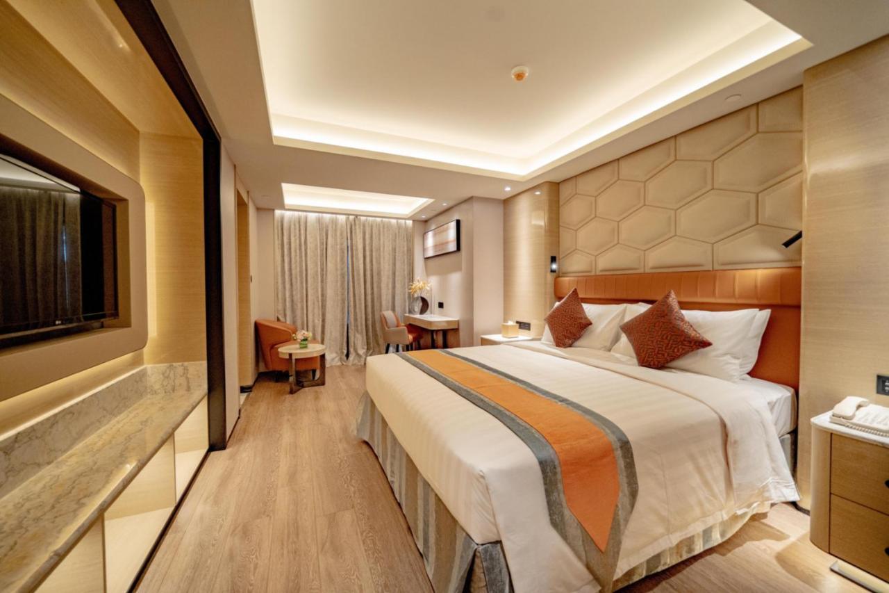 Golden Dragon Macau
