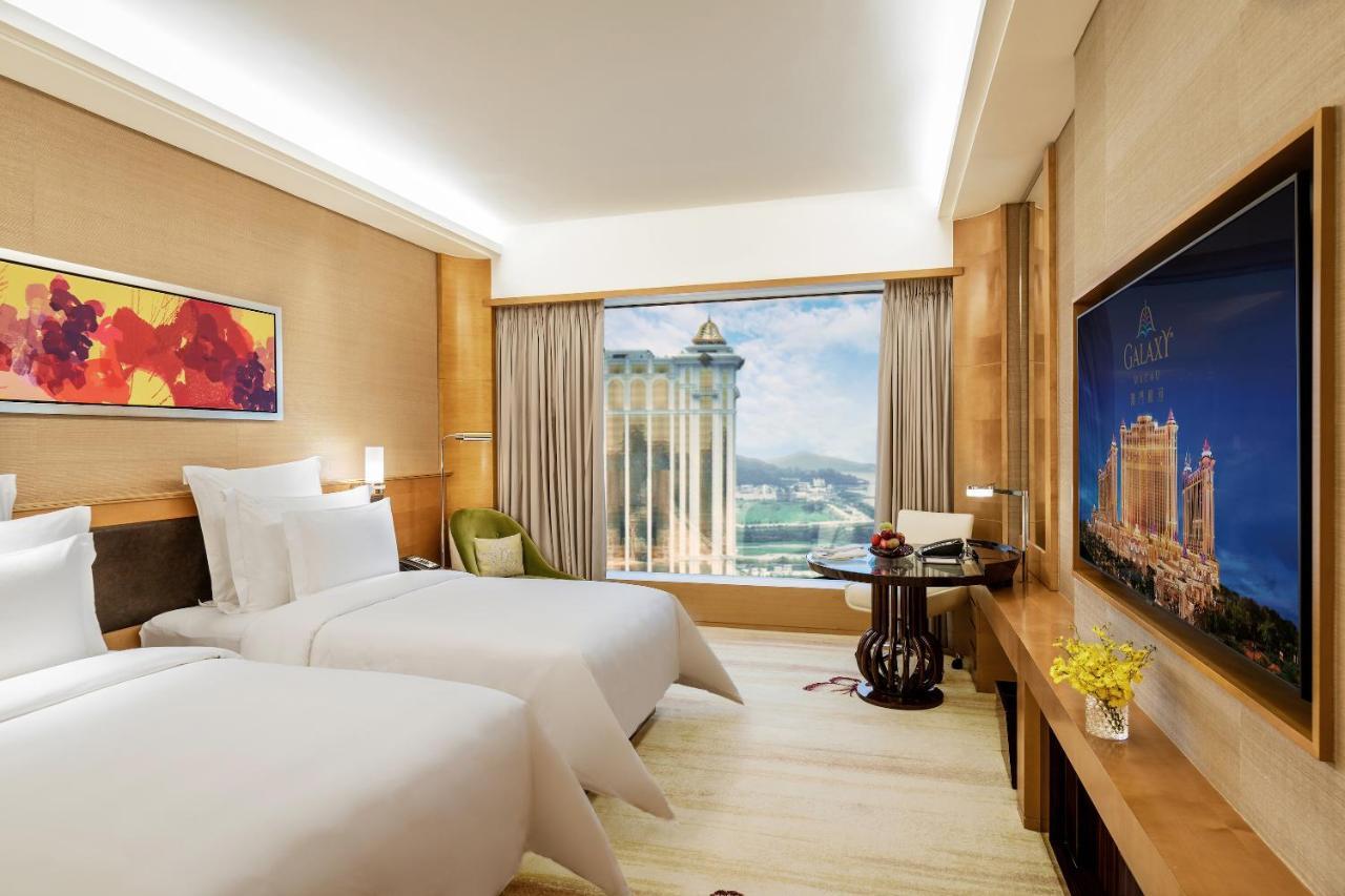 Hotel Galaxy