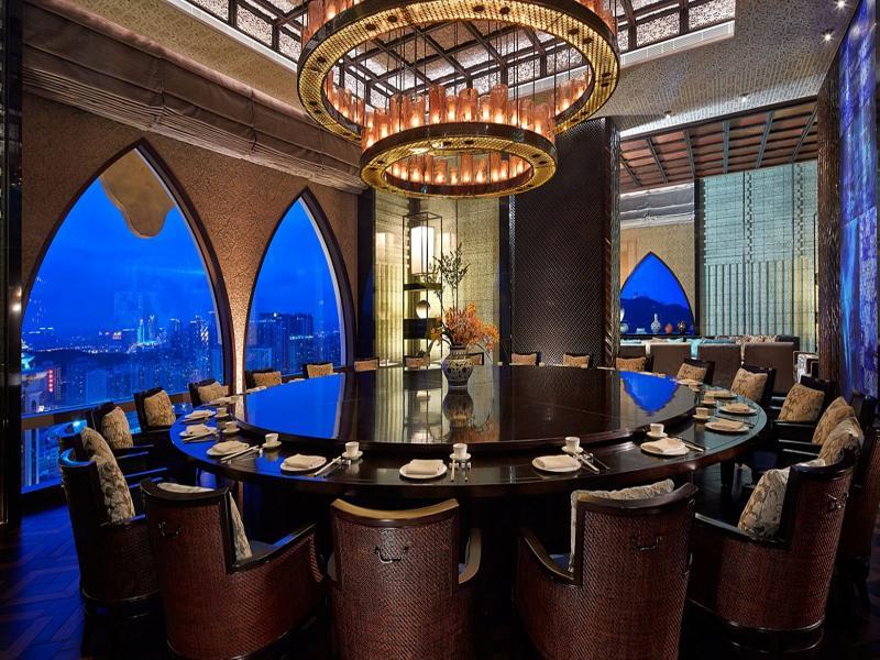 The Ritz-carlton, Hotel