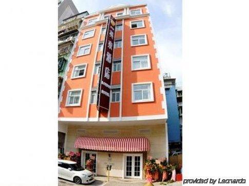 Ole London Hotel 2*