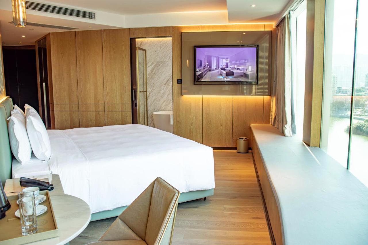 Yoho Treasure Island 5* Makau