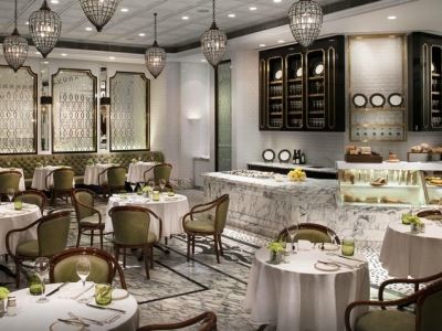 The Ritz-carlton,