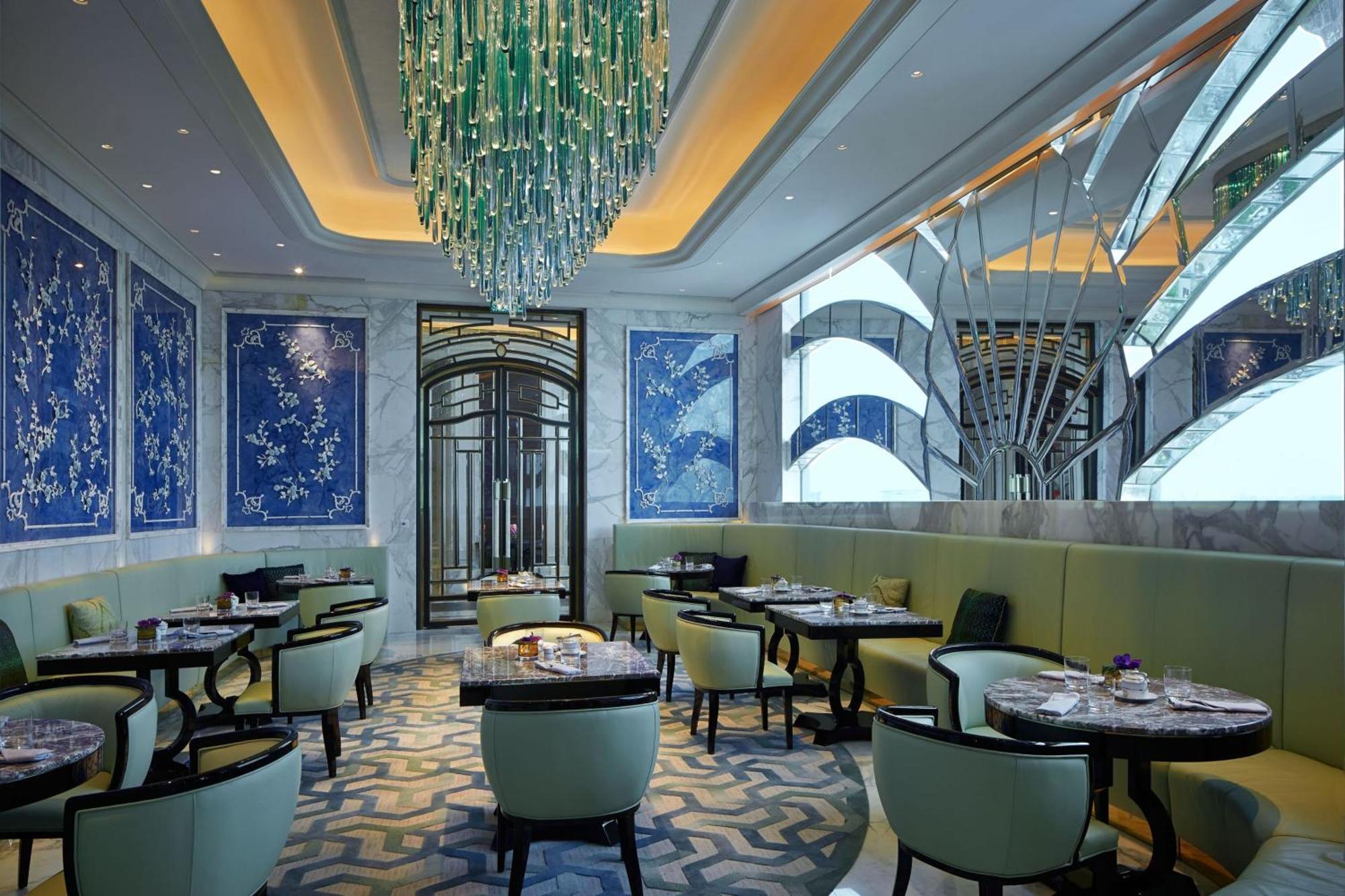 The Ritz-carlton, Hotel 5*