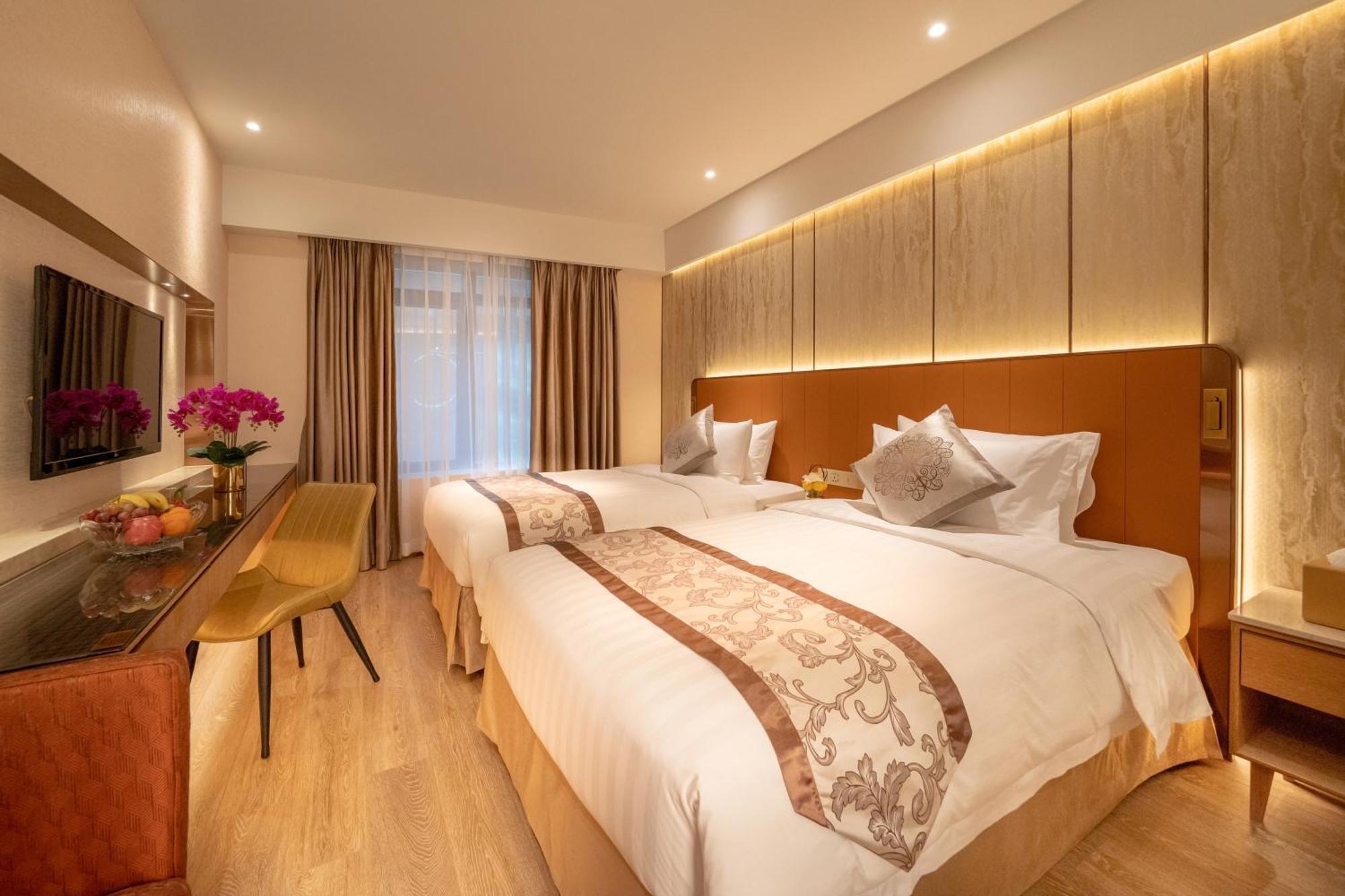 Golden Dragon Hotel Macau