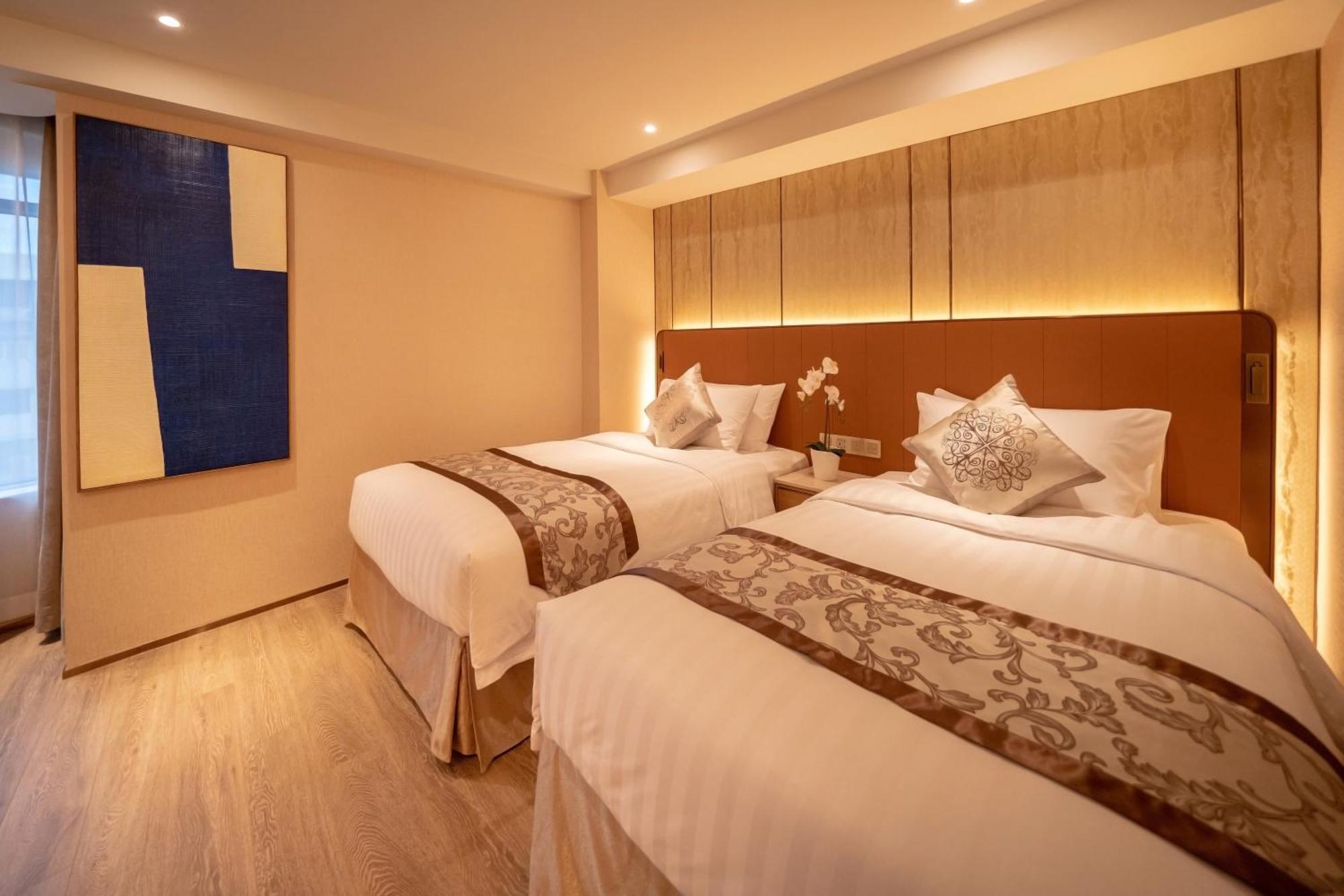 Golden Dragon Hotel